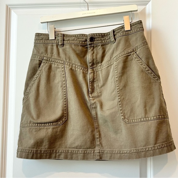 Banana Republic Factory Taupe Twilll Utility LIght Khaki Skirt Sz 12 Casual - Picture 1 of 5